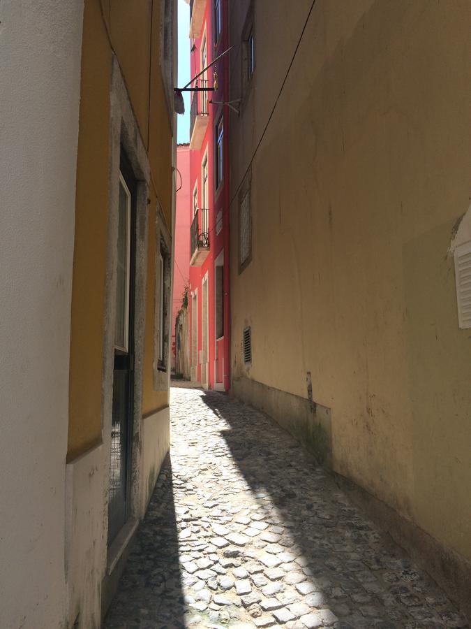 Guesthouse Castelo Lisbon Bagian luar foto