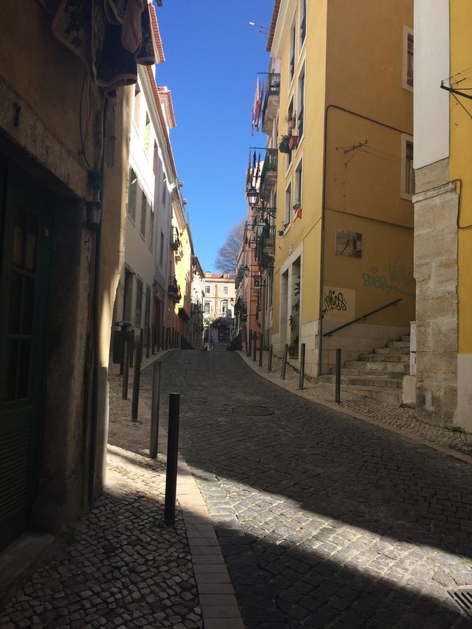Guesthouse Castelo Lisbon Bagian luar foto