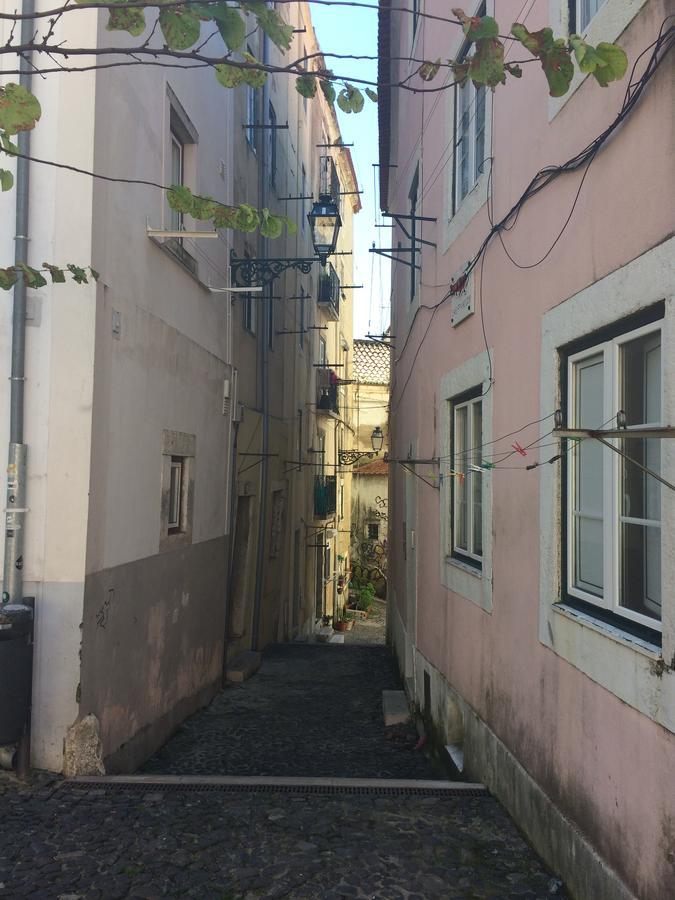 Guesthouse Castelo Lisbon Bagian luar foto