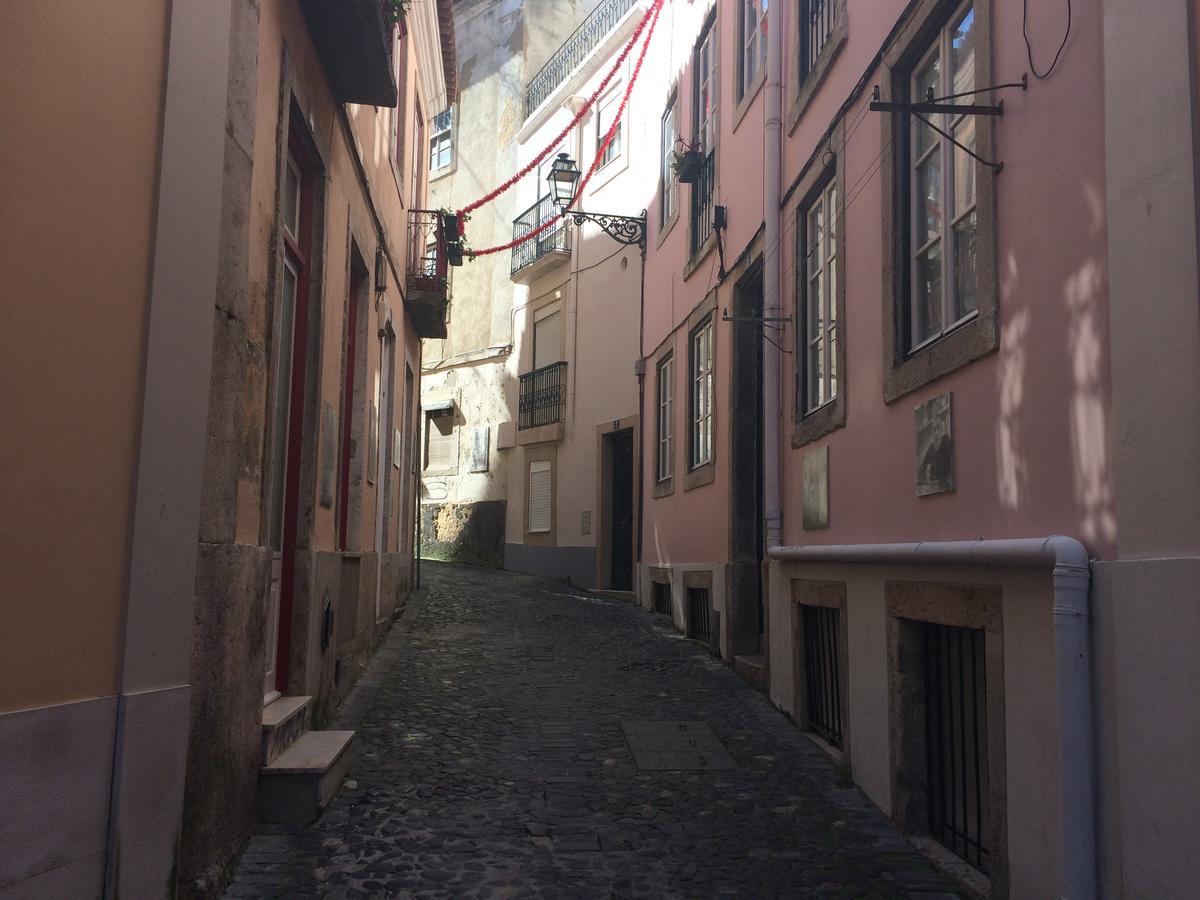 Guesthouse Castelo Lisbon Bagian luar foto