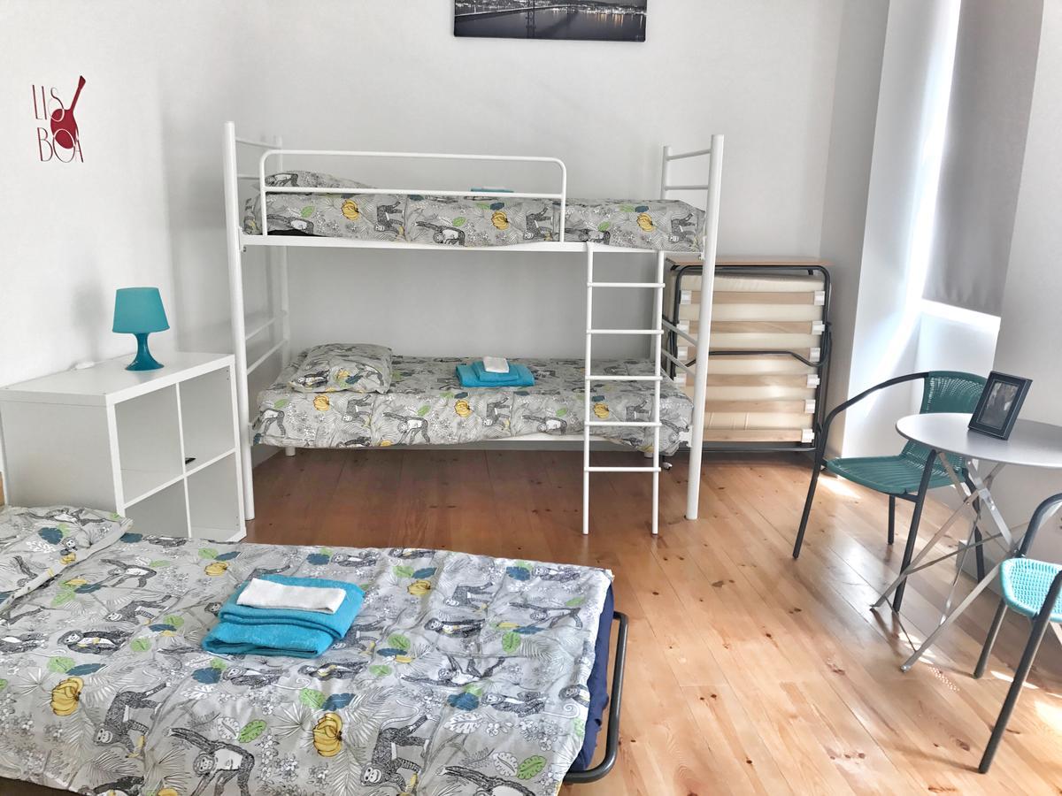 Guesthouse Castelo Lisbon Ruang foto