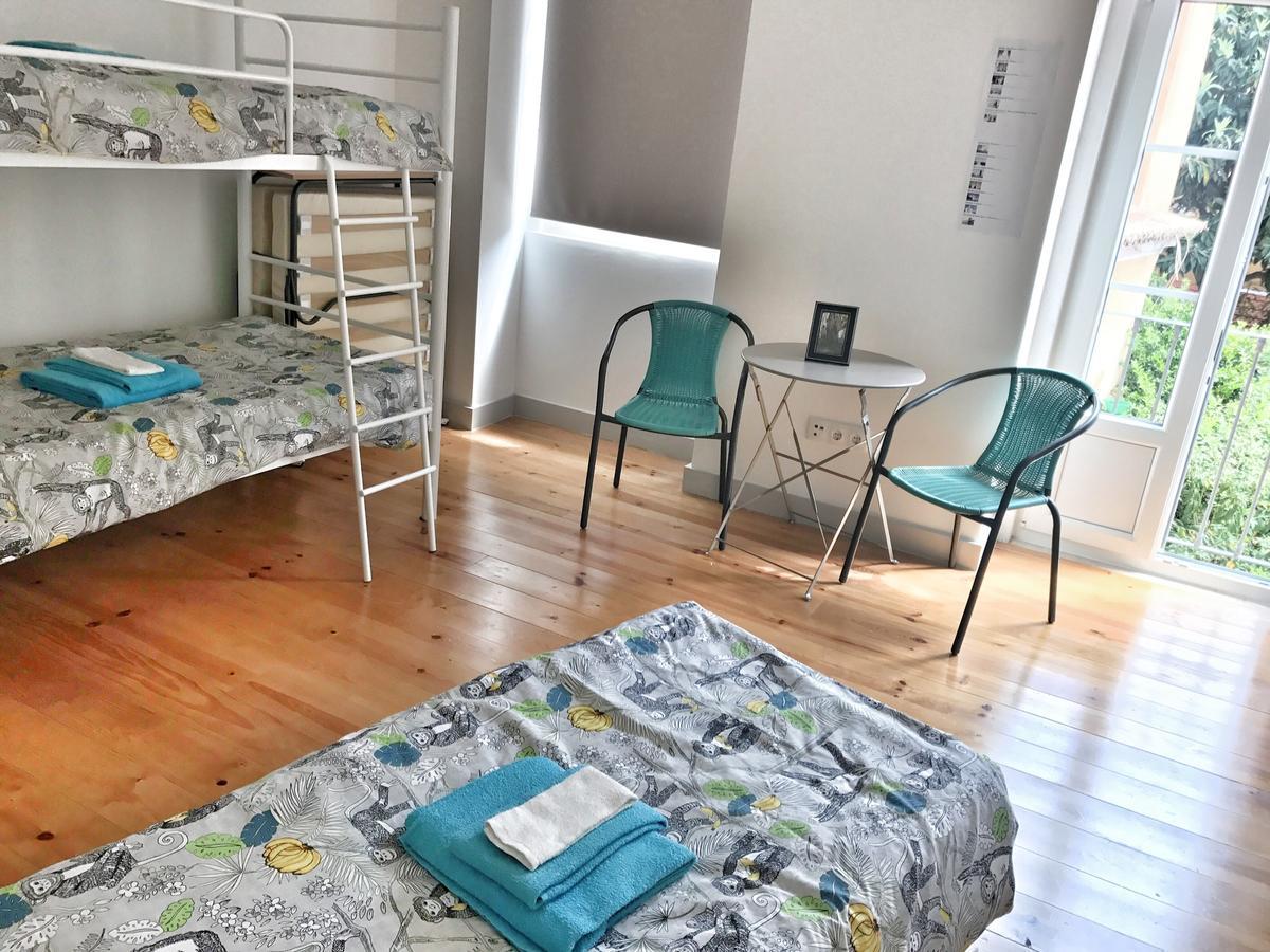 Guesthouse Castelo Lisbon Ruang foto