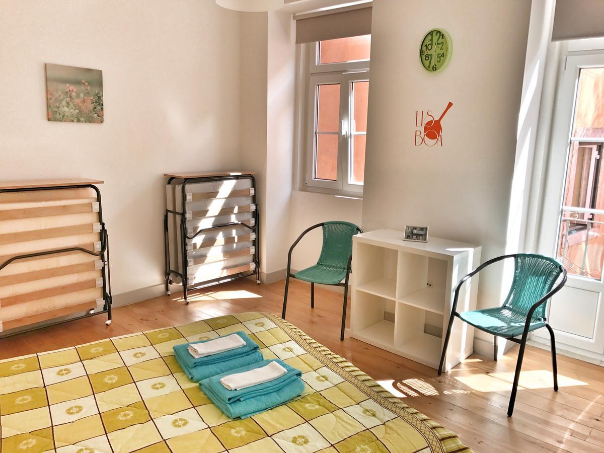 Guesthouse Castelo Lisbon Ruang foto