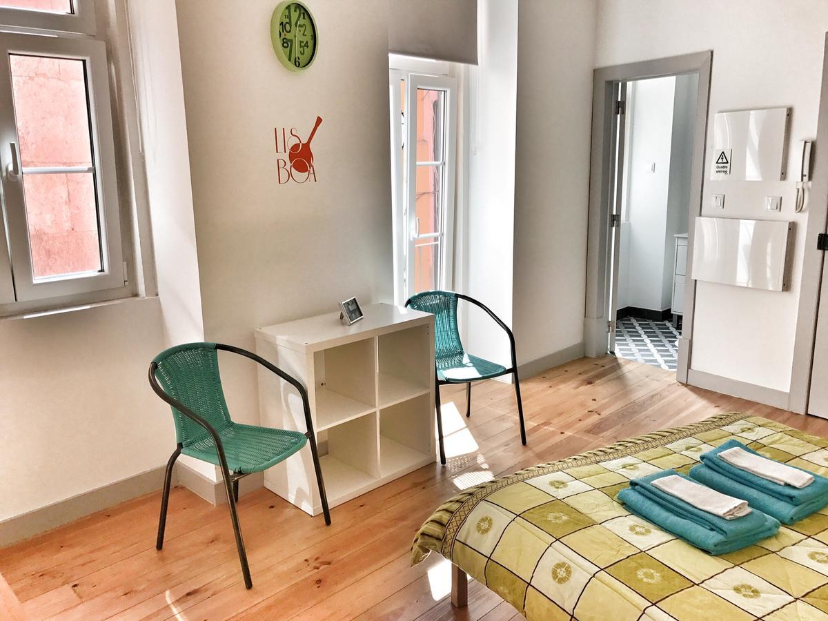 Guesthouse Castelo Lisbon Ruang foto