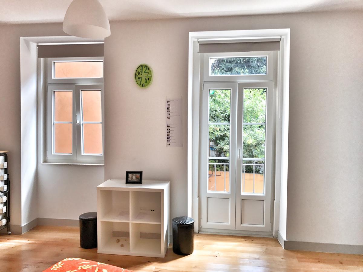 Guesthouse Castelo Lisbon Ruang foto