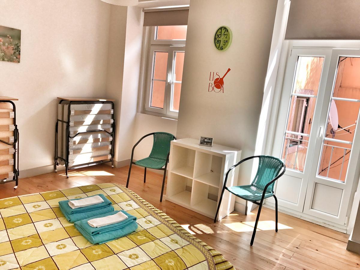 Guesthouse Castelo Lisbon Ruang foto